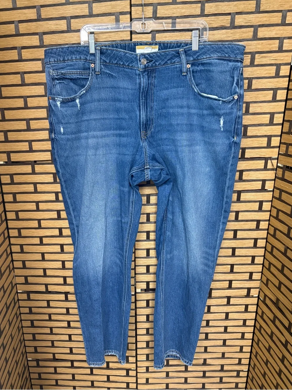 Maurices Mid rise legacy straight leg jeans size 22W